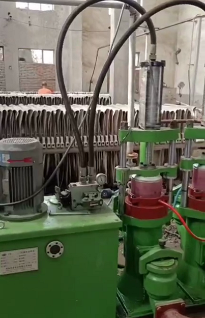 压滤机入料泵在陶瓷行业的使用视频